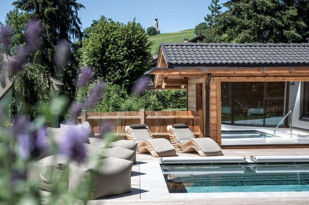 Hotel Waldrast Dolomiti Seis am Schlern Exterior foto