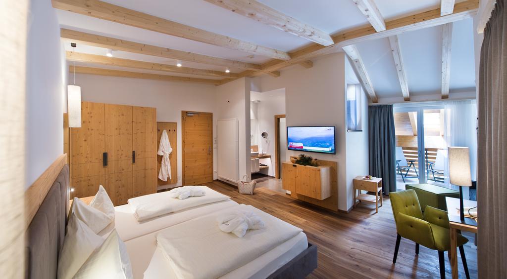 Hotel Waldrast Dolomiti Seis am Schlern Exterior foto